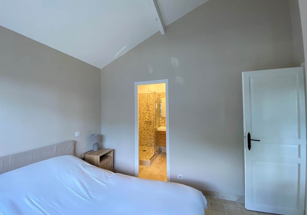 chambre gite - salle de bains