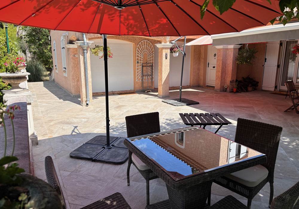 Terrasse du gîte