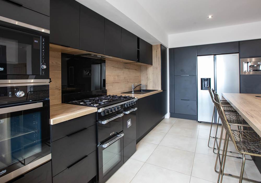 au-bouchon-17-meuble-de-tourisme-saint-aigulin-15-personnes-cuisine-chef