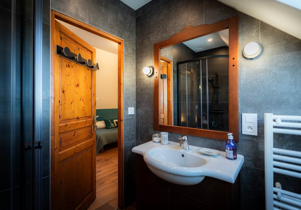 Chambre plage du Loch: la salle de bain