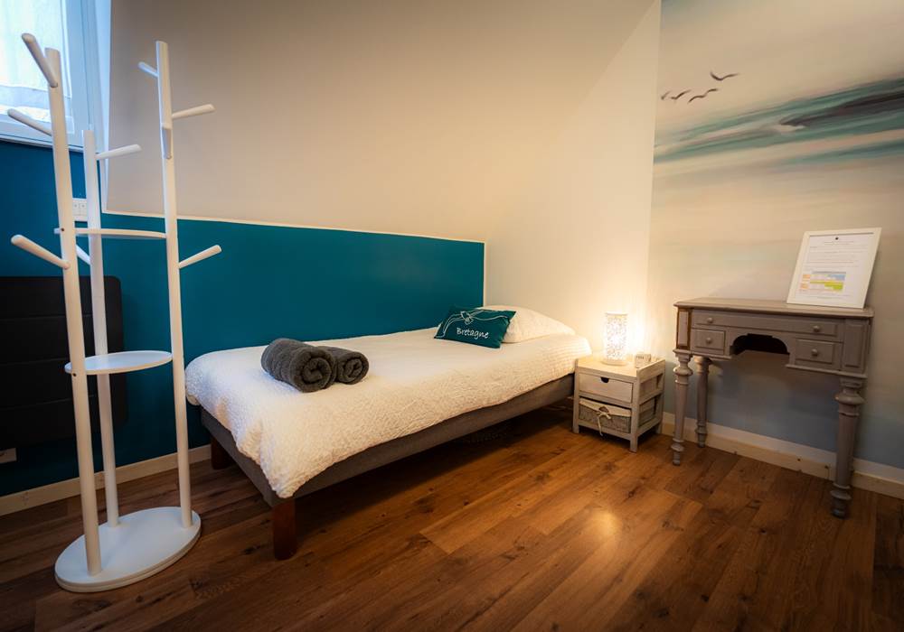 Chambre plage du Loch: le lit simple