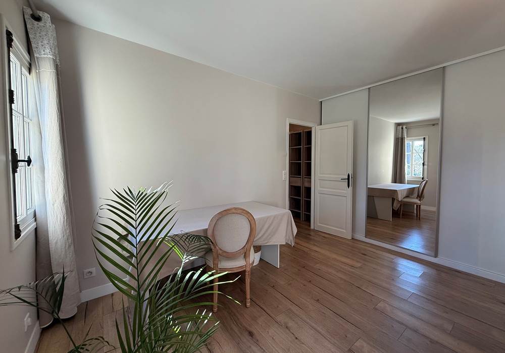 Bureau Suite Pierre