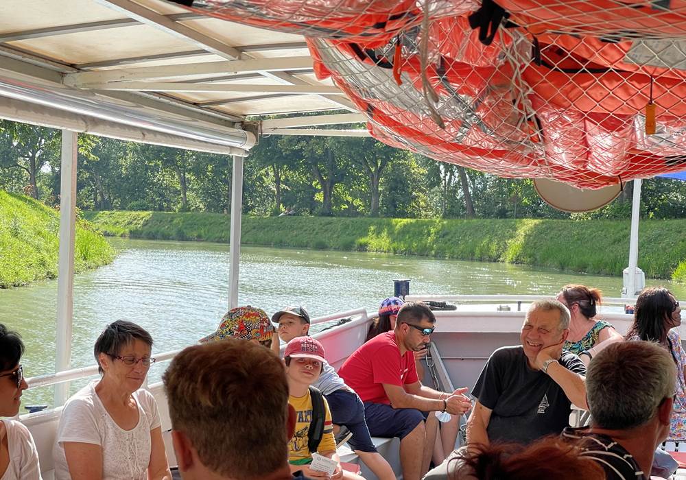 Croisière sur le Canal de Montech à bord de la vedette Olympe