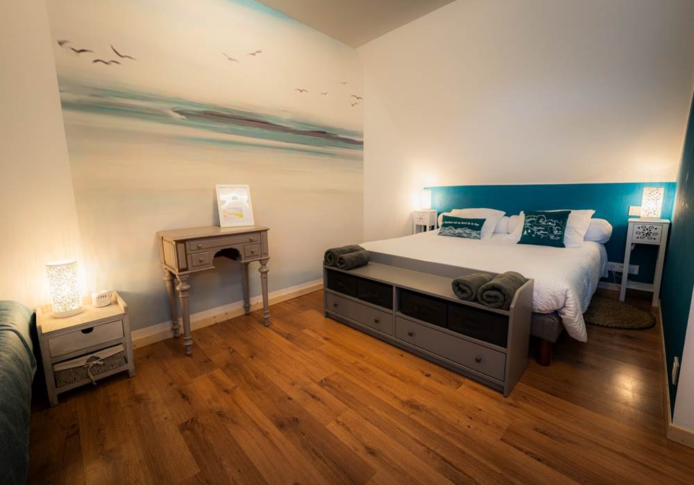 Chambre plage du Loch: lit queen size