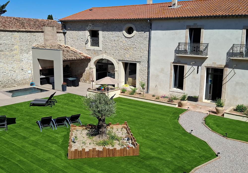 Façade de la Vigneronne – maison d’hôtes des Gîtes de Monte Blanco près de Pézenas