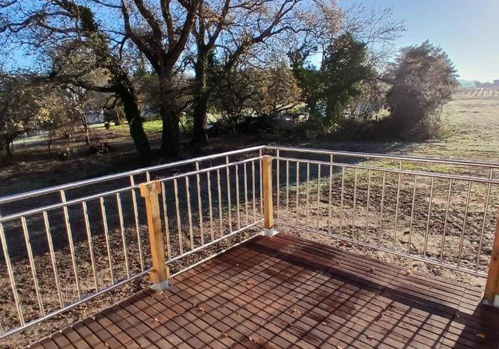 Terrasse - Grande Chambre Double Côté Vigne