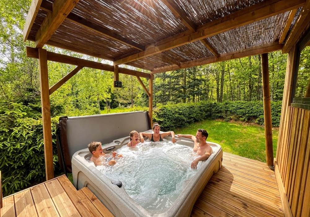 Spa privatif chauffé à 38°C sans vis à vis