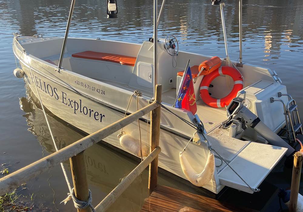 Helios Explorer prêt pour l'embarquement de 9 passagers maximum