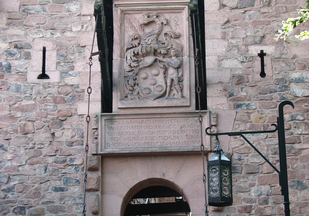 Haut Koenigsbourg cour interieure