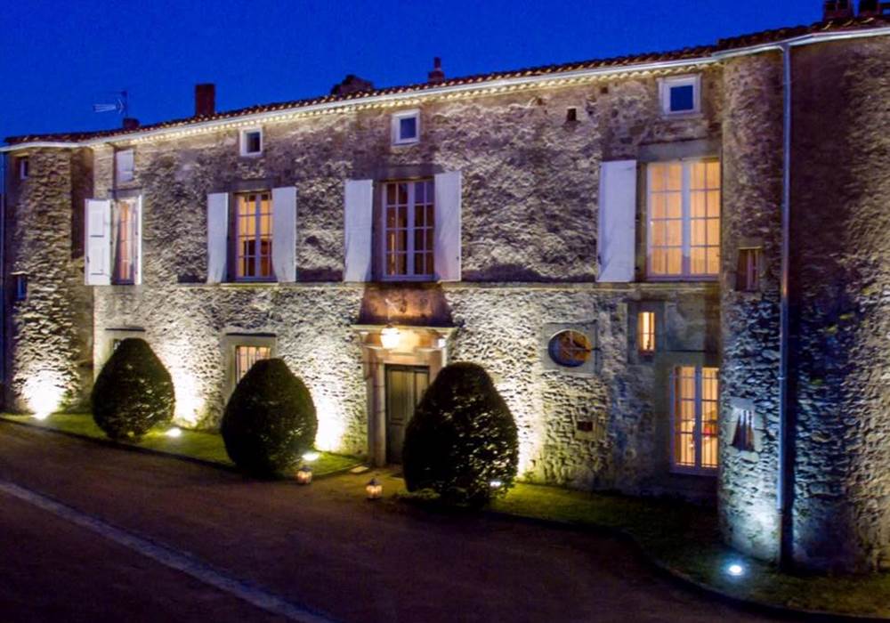 Extérieur de nuit