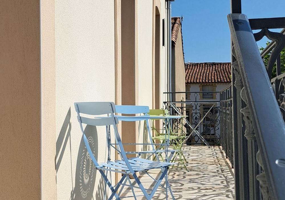 Balcon du gîte Le Ramonetage à Montblanc, Hérault.