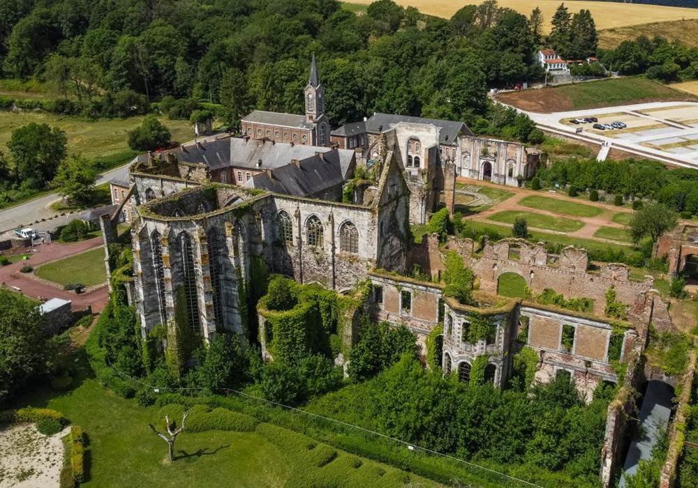 L'Abbaye d'Aulne et la Vallée de la Paix