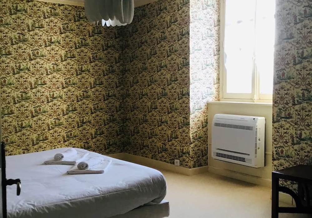 Hespéris : chambre au 1er avec lit king size ou 2 simples