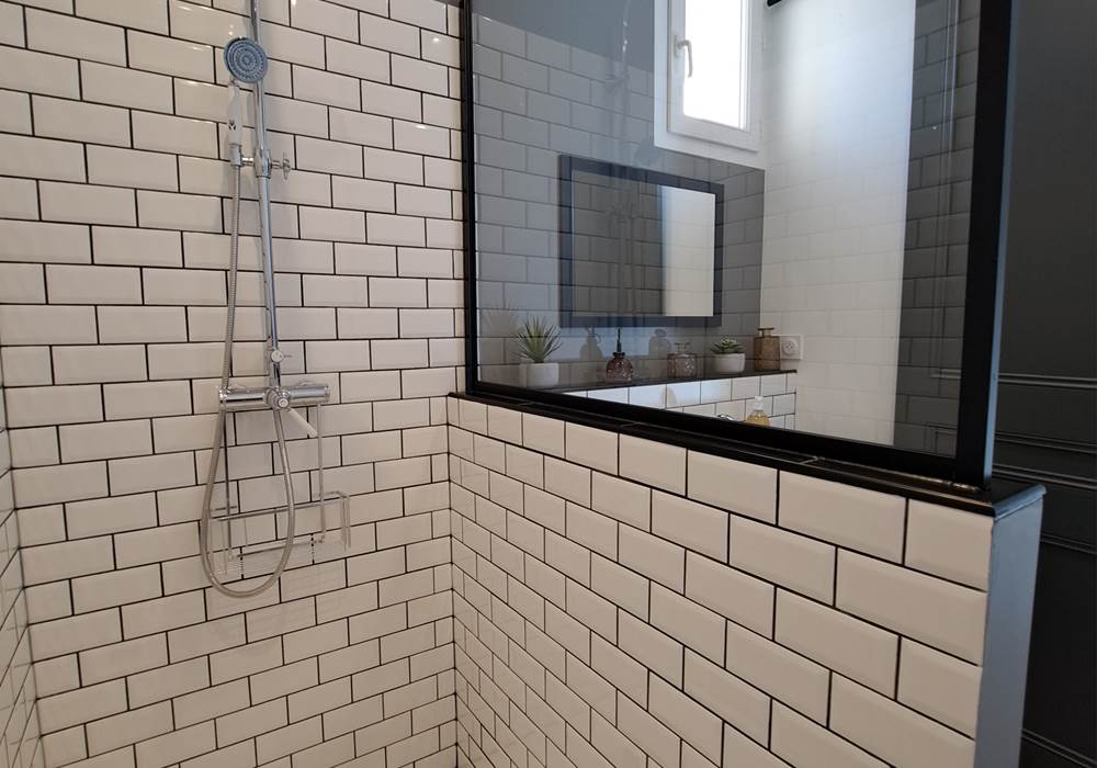 Douche à l’italienne du gîte Le Ramonetage.