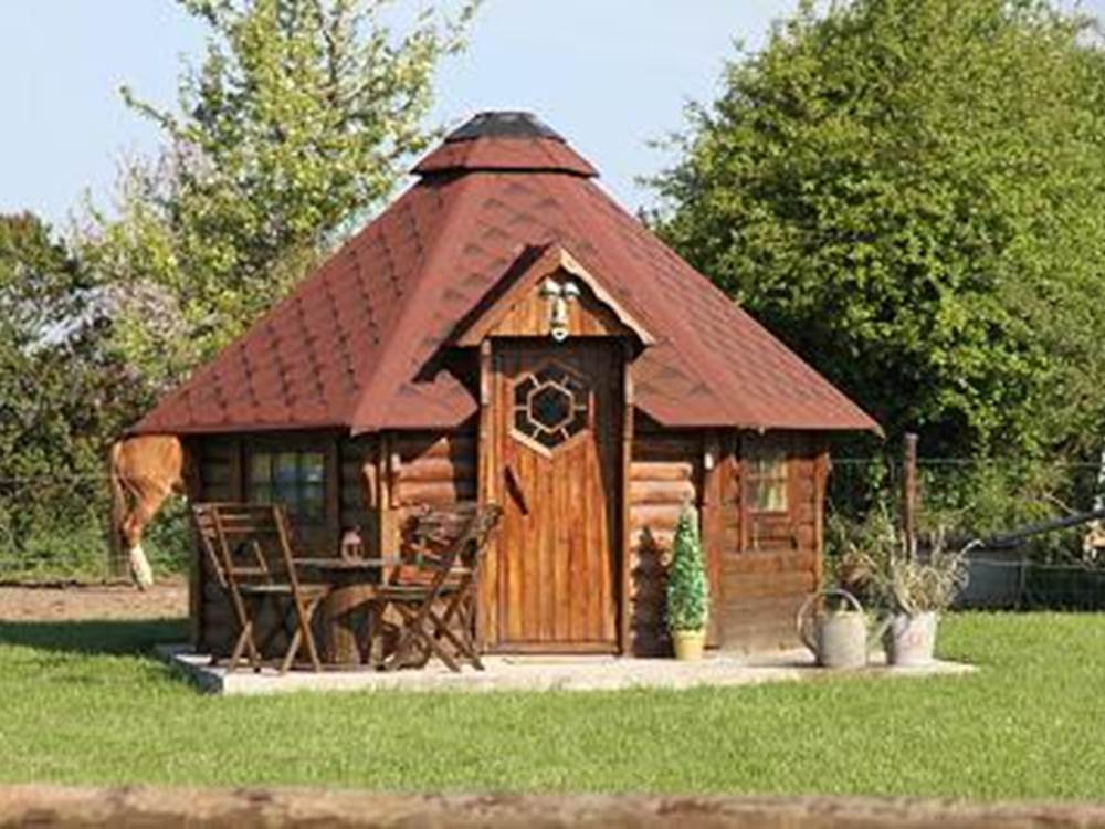 Cabane des elfes extérieur