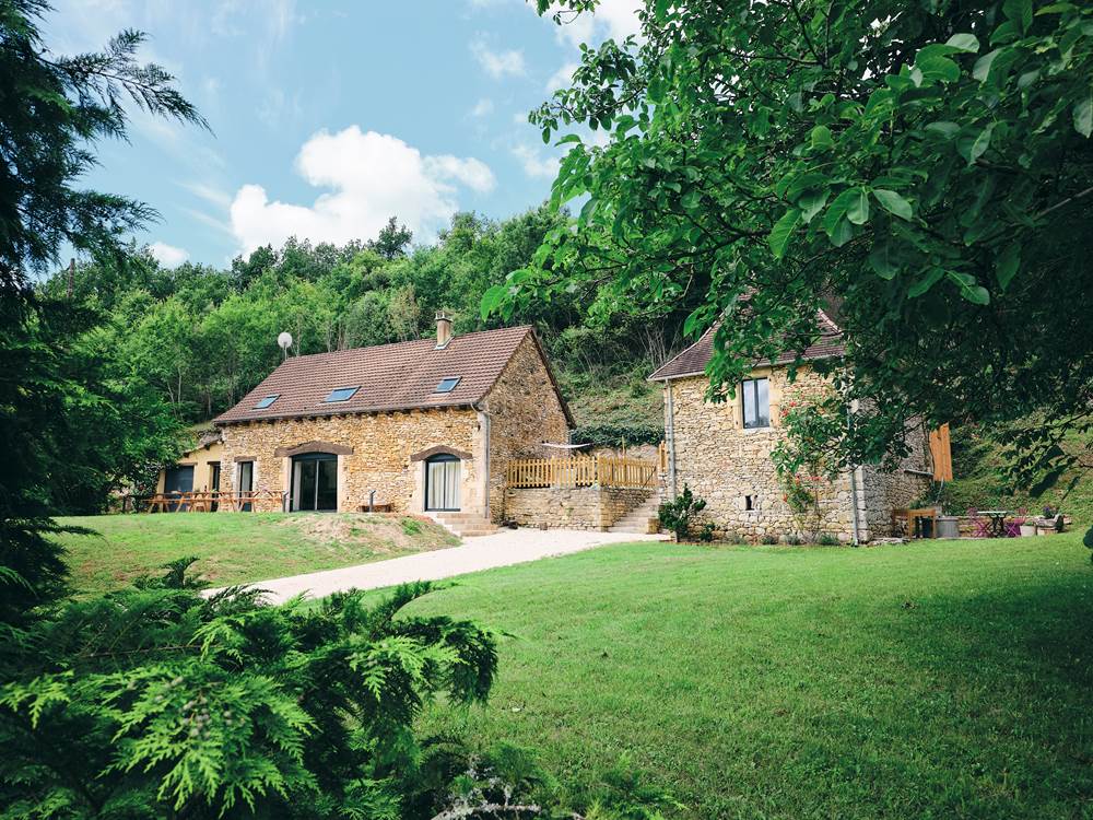 Gîtes Evasion 2 bâtiments de 12 + 5 couchages