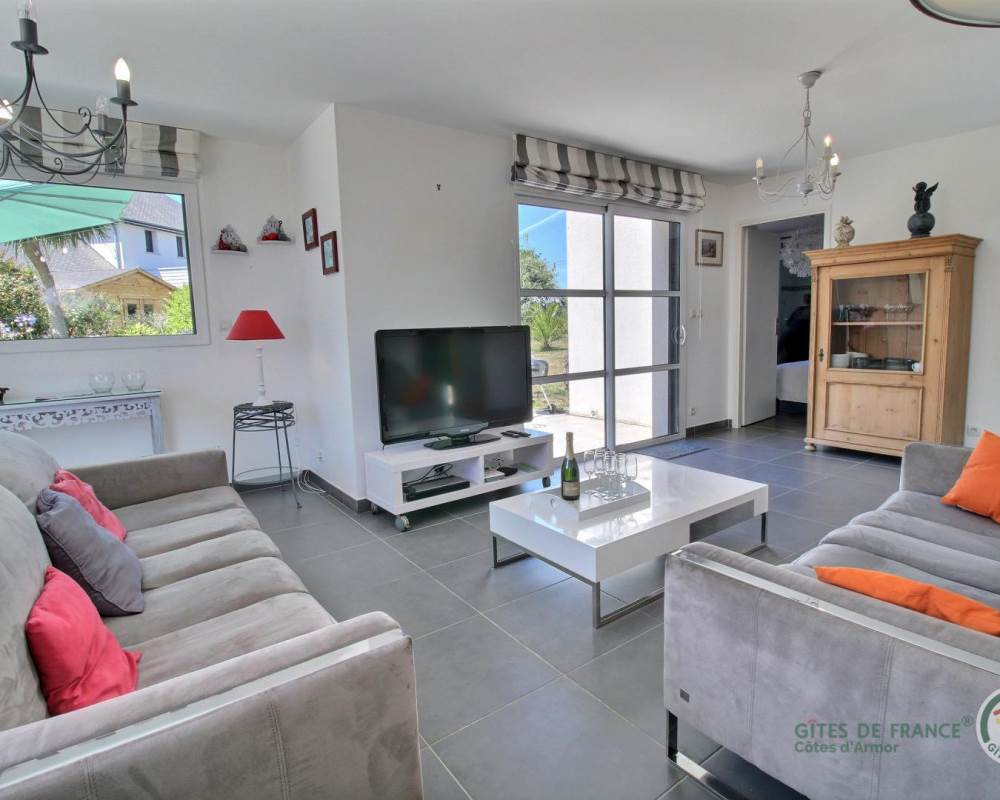 22G122058_800_1200 (4)