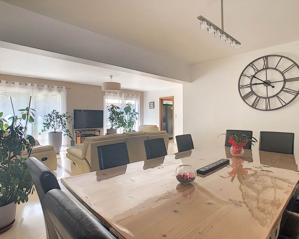 SALLE A MANGER MAISON