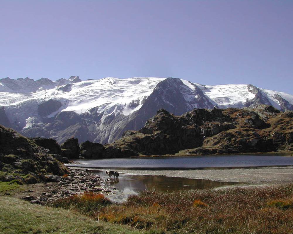 Le lac Lérié, sommet du Plateau d'Emparis.