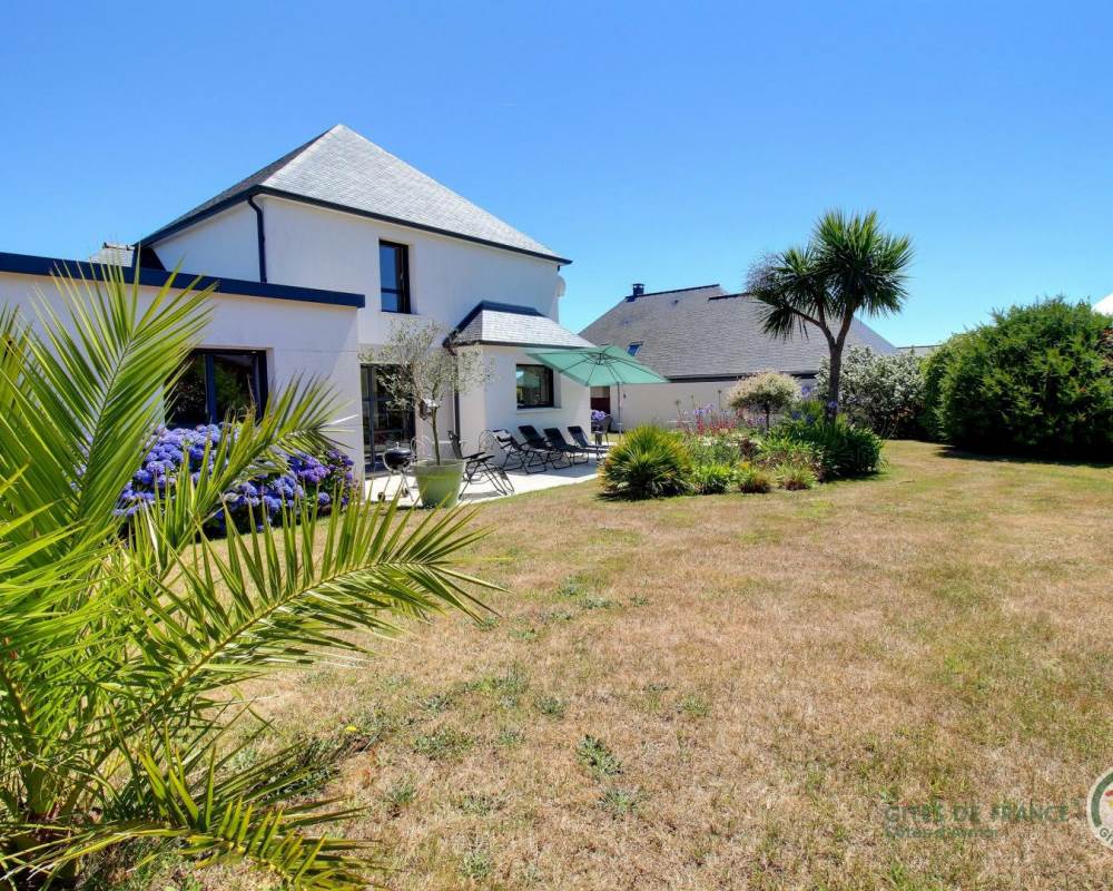 22G122058_800_1200 (3)