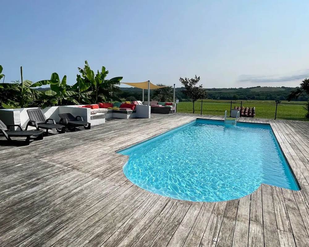 MOUNDEOU-location-gîte-Piscine-privée-Location-de-vacances-à-Madiran-St-Lanne-Piscine