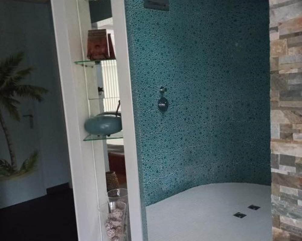 Salle de bain fonctionnelle 