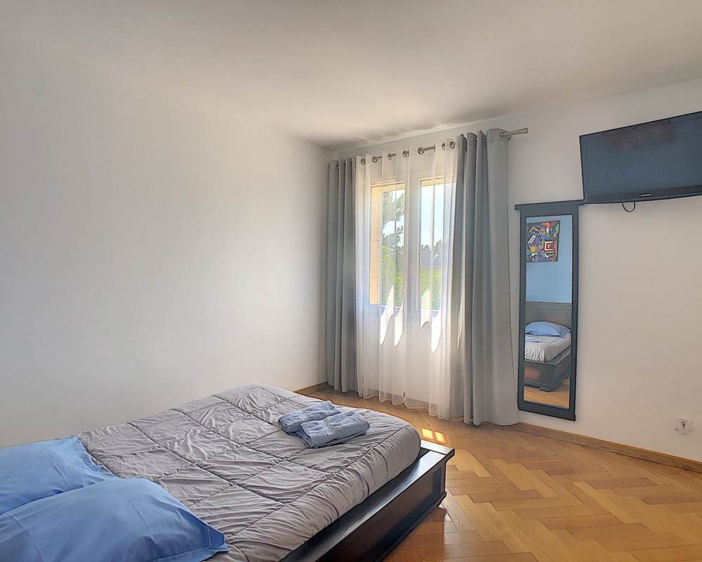 CHAMBRE 3 - ETAGE MAISON