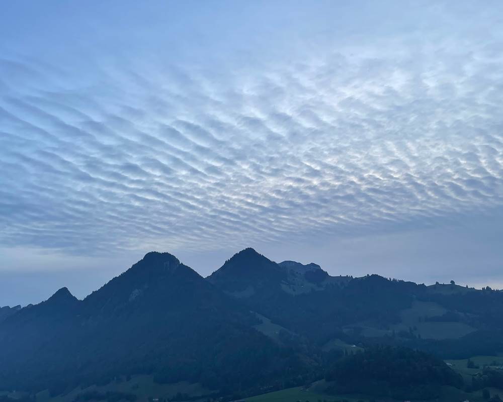 panorama-alpin-moleson-gruyere-studio-vacances-couple-canton-de-fribourg