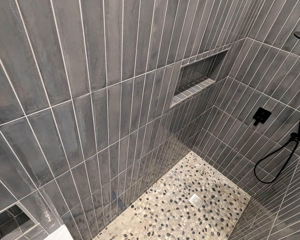 Douche spacieuse