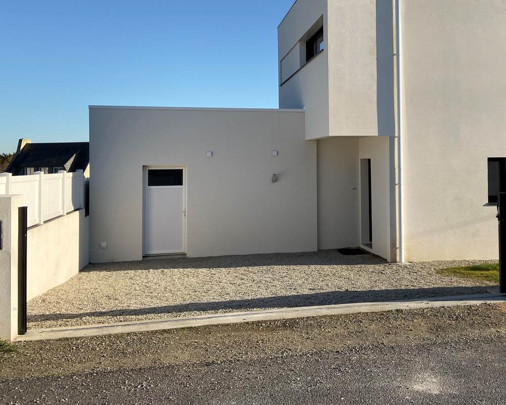 Parking privé pour 2 voitures