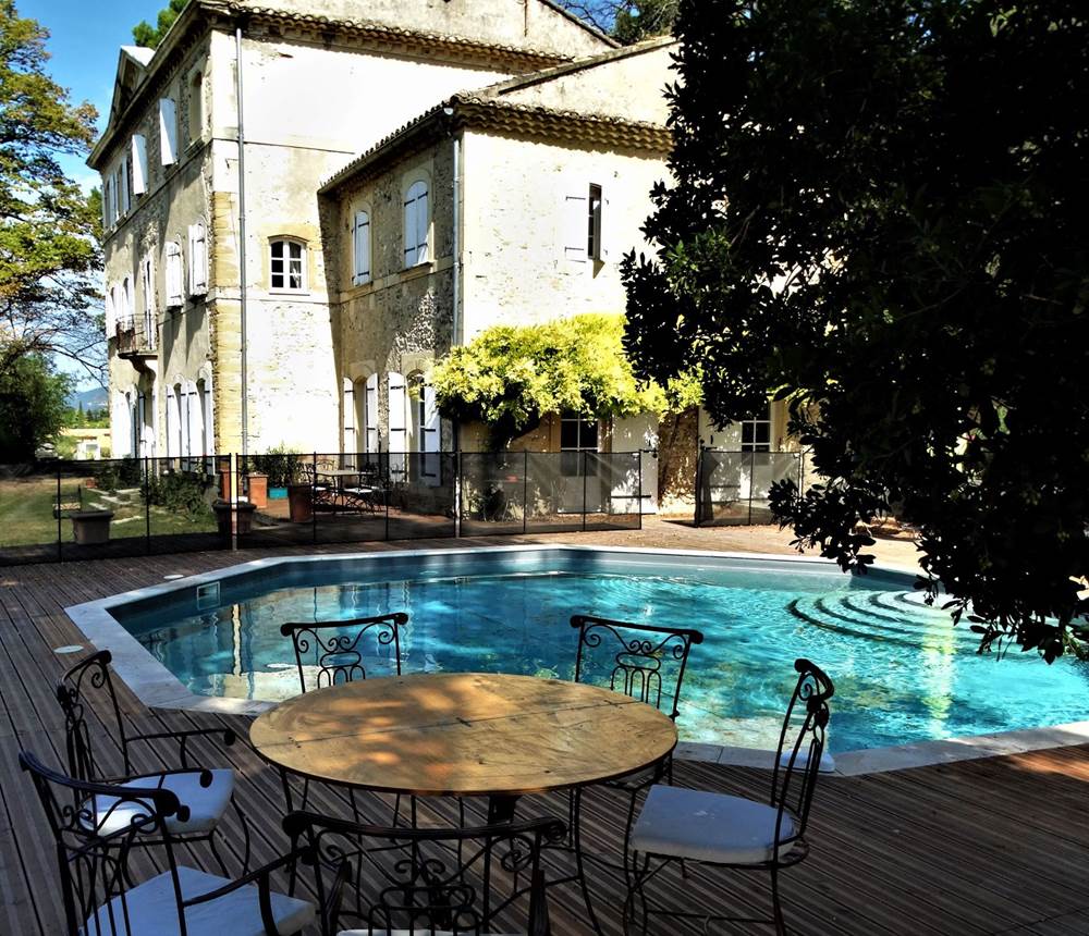 Chateau cover
