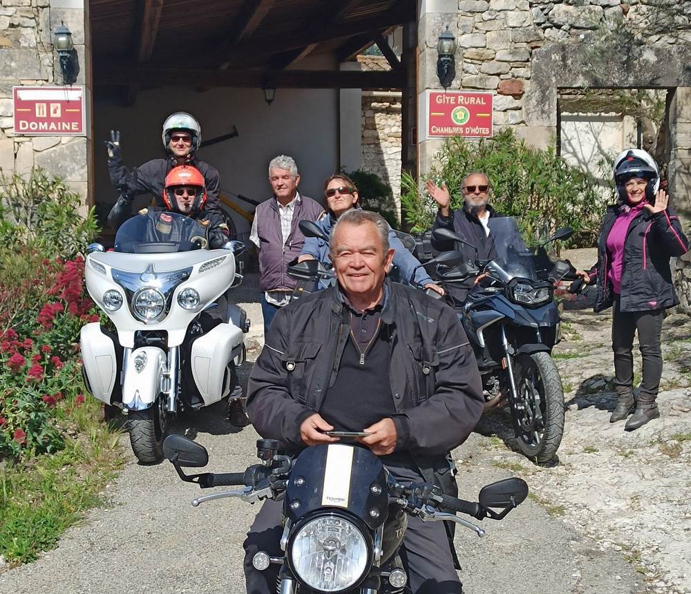accueil groupe motard