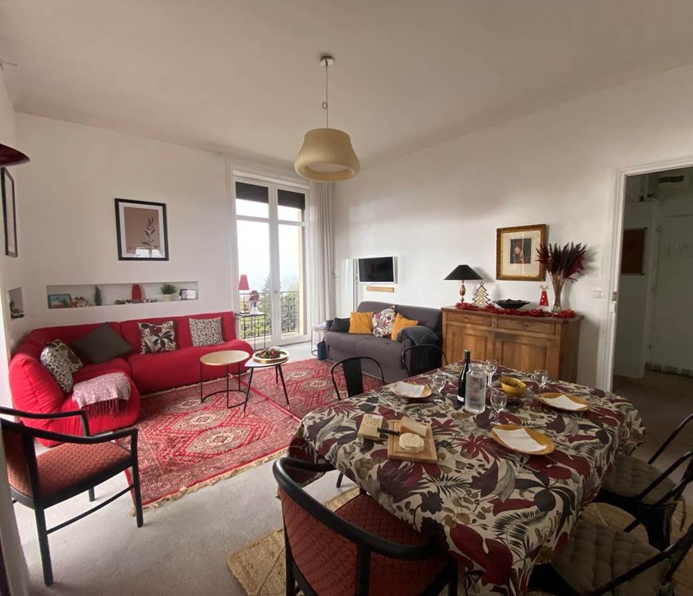 Salle à manger spacieuse, pour un moment convivial