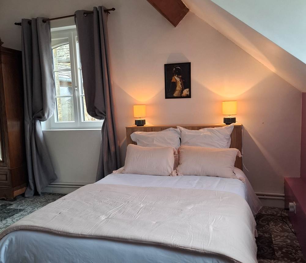les charmes de sarlat- chambre magnolia