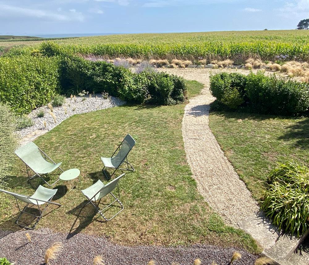Les chambres du Jardin de l'Ecurie offrent une vue dégagée imprenable
