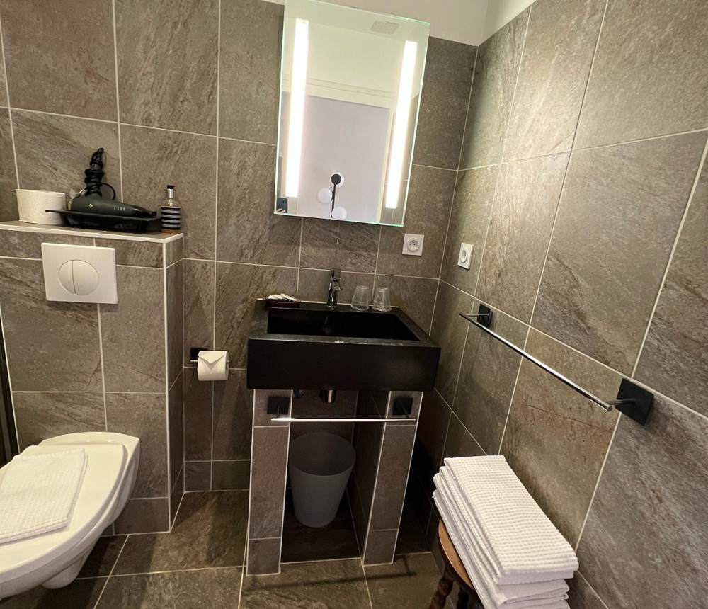 Salle de bain Chambre 8-2