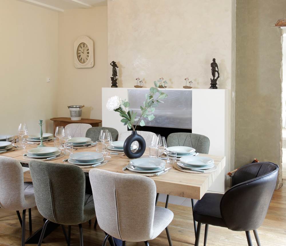 SALLE À MANGER
