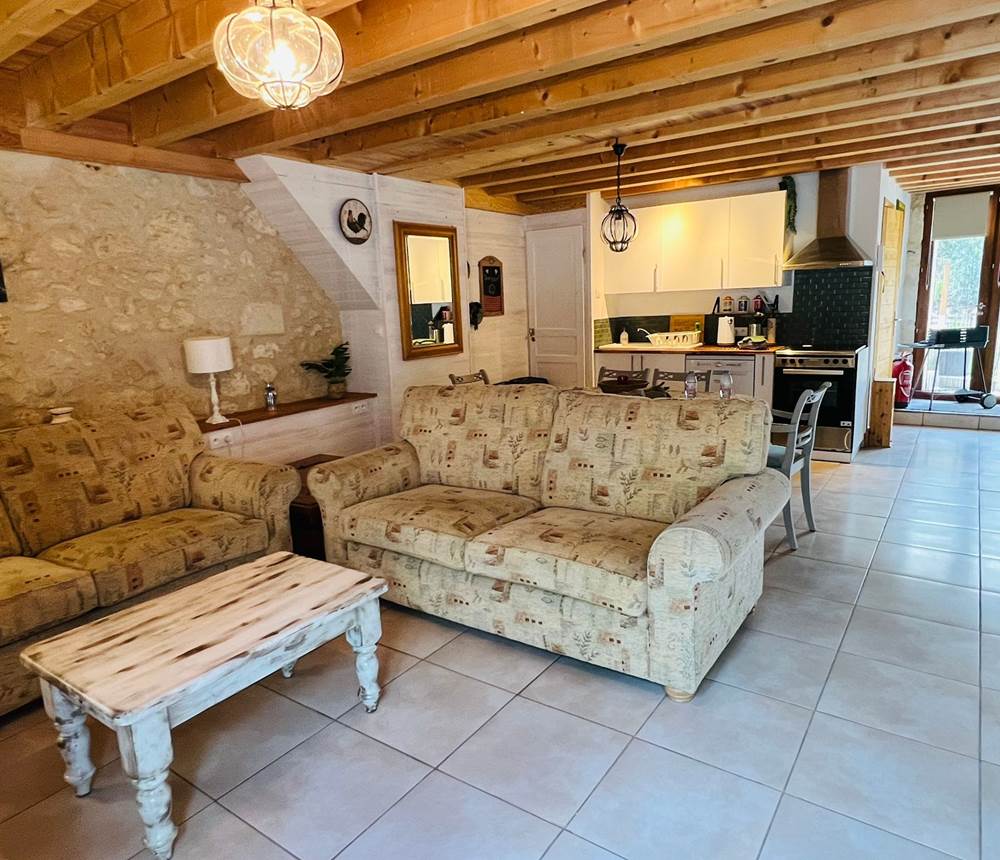 The Barn Gite - Lounge Area