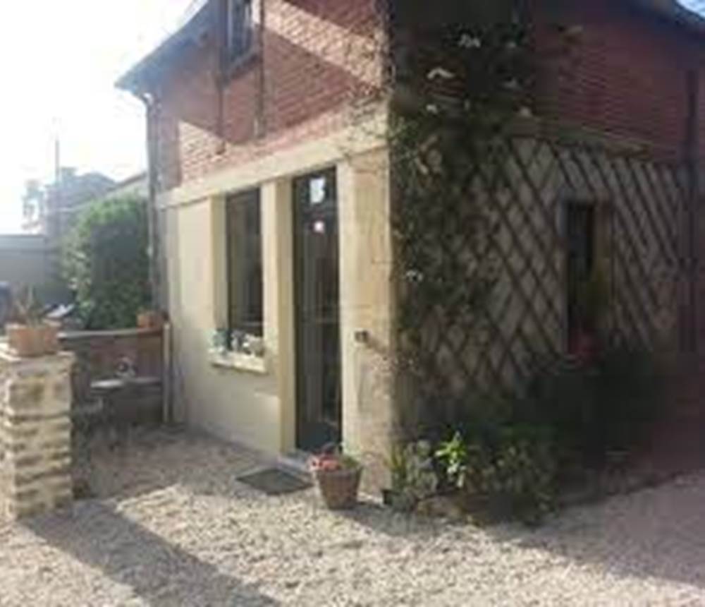 LE NID LA MAISON
