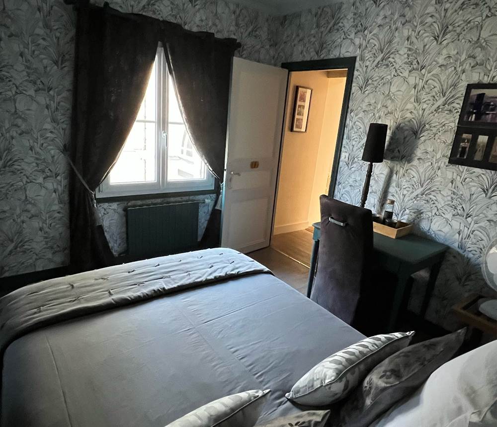 Chambre double vue sur cour