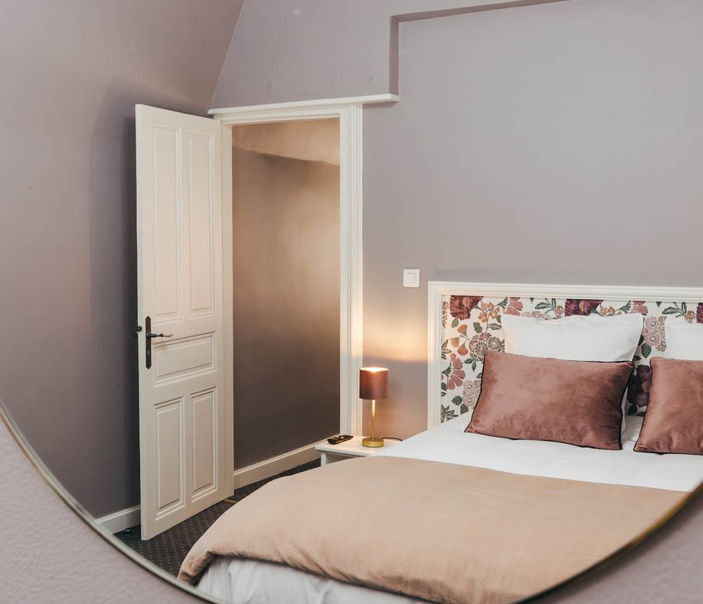 location-brive-appart-chambre-demeure-de-flore-303-1