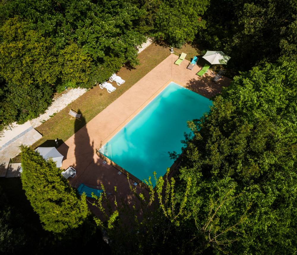 Piscine swimming pool Le Mas des Sages Aubussargues Gard photo Aspheries