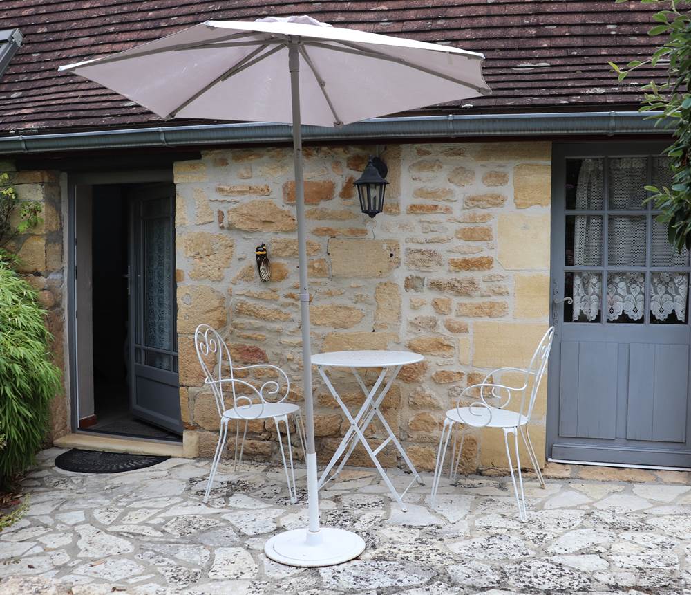 Les Charmes de Sarlat - Chambre d'hôtes Sarlat - Chambre Cèdre - Terrasse