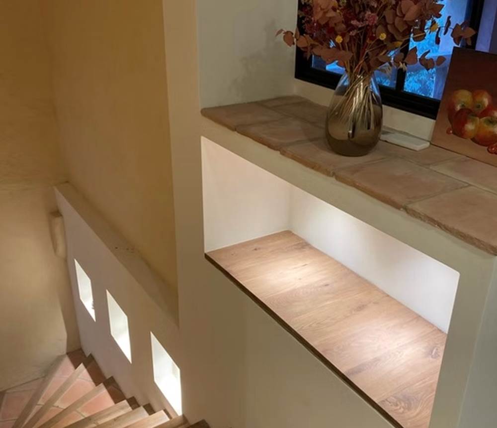 escalier-le-gite-manoir-du-bouyssou
