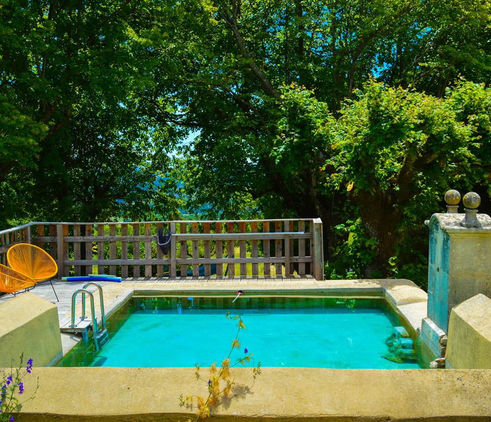 Le bassin de la Bastide du Claus et son eau de source