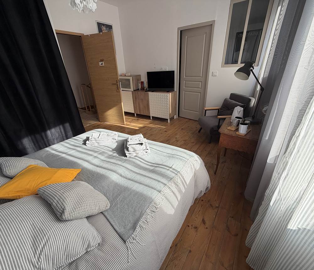 chambre la sittelle-Letapedesjacquets_6328