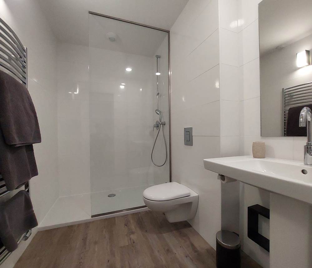 Studio 2 - La salle de douche