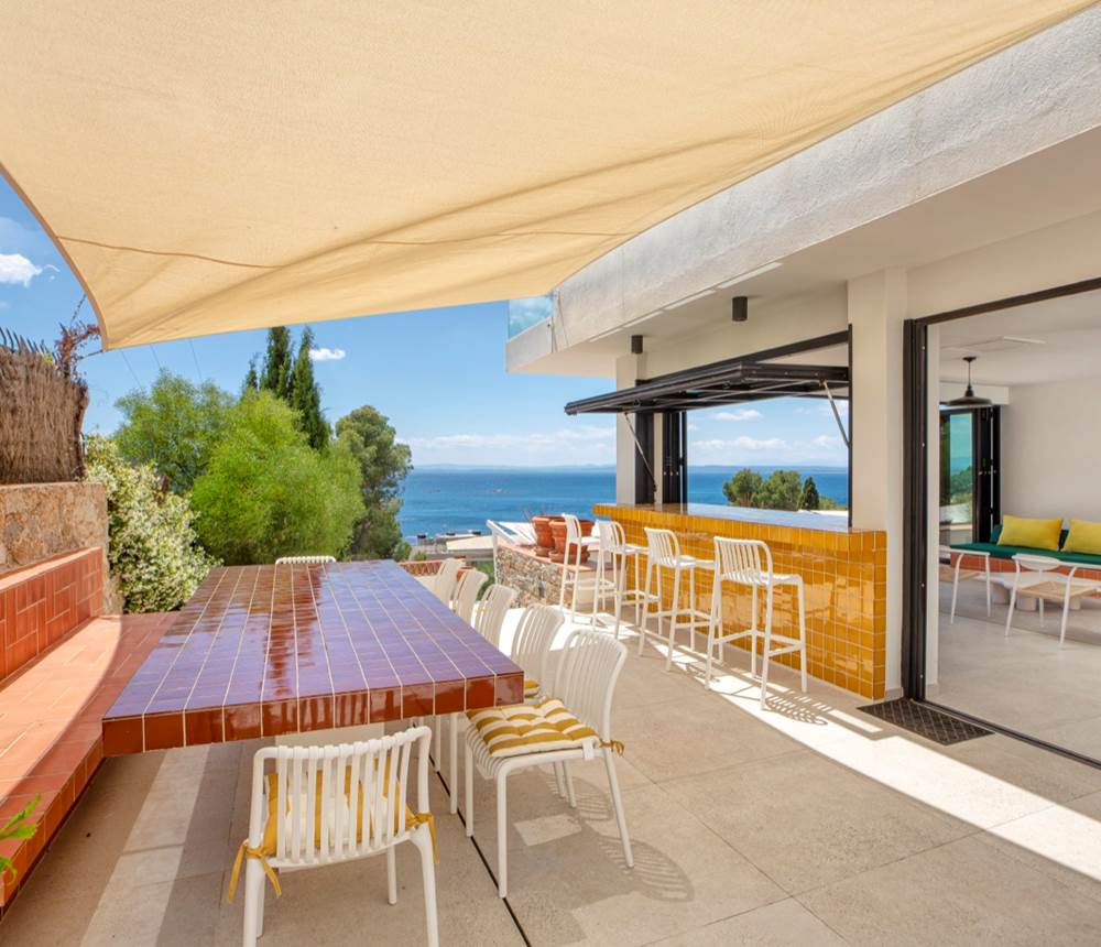 18 Oliveres Patio Bar exterieur