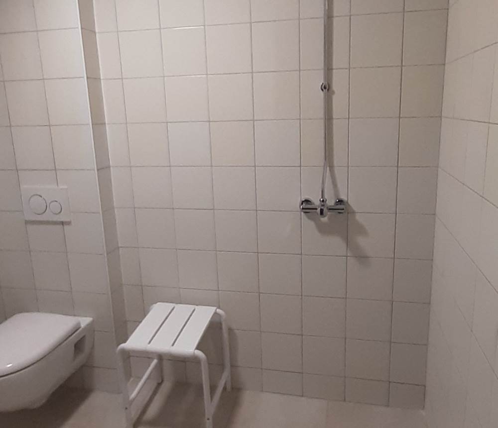 chambre familiale  sdb 2