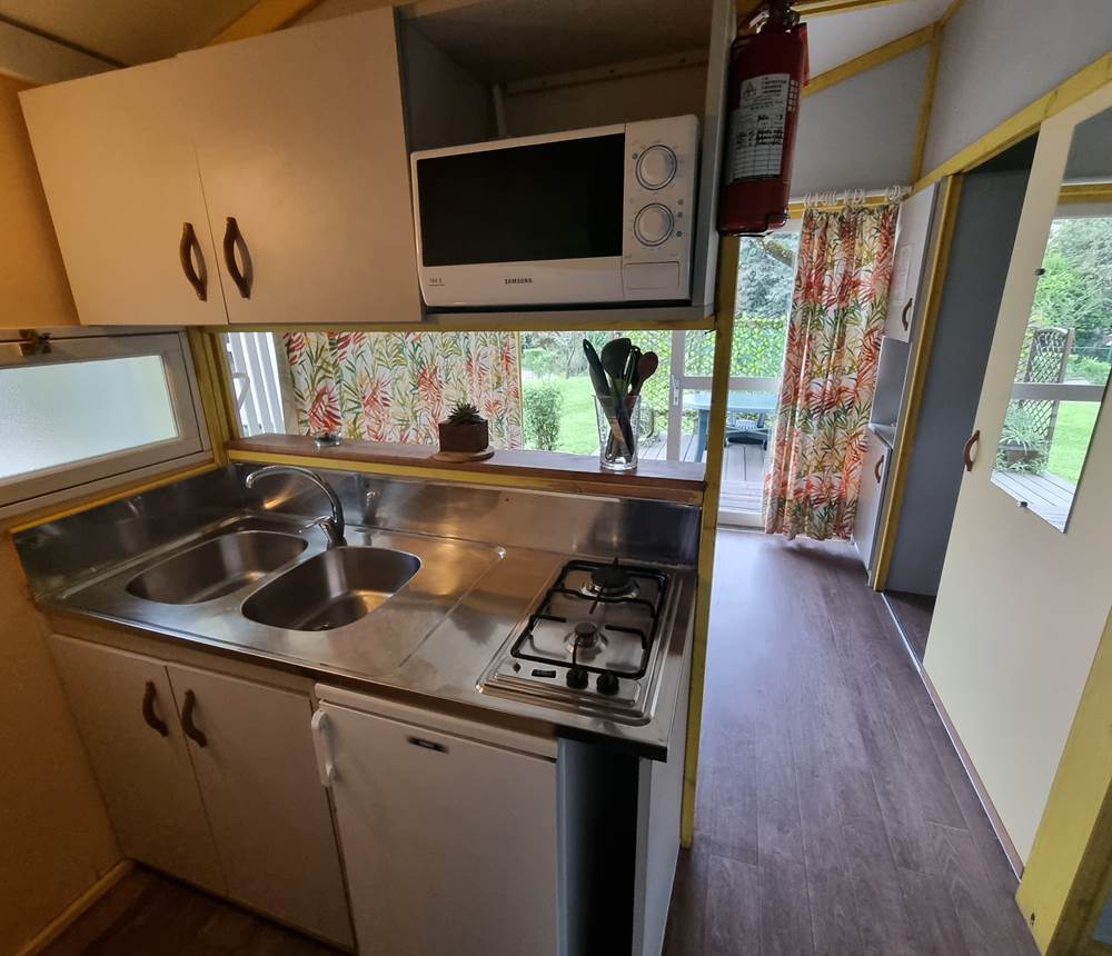 Cuisine du Chalet au Camping L'Orée Des Cévennes